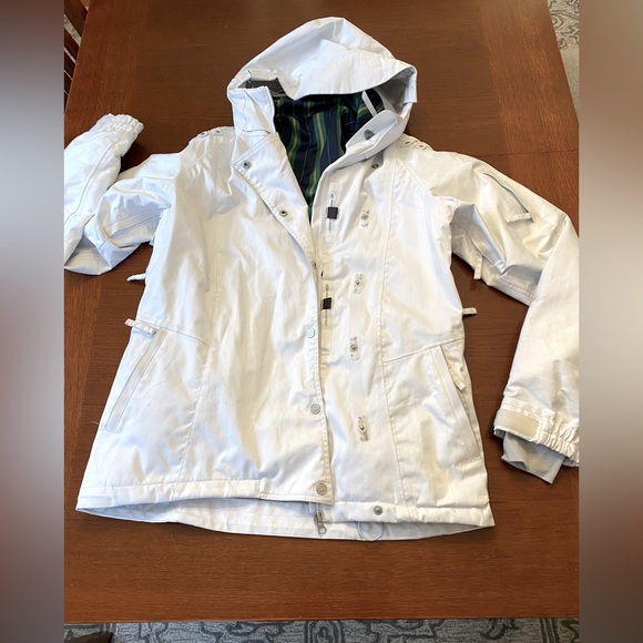 Women’s 686 Smarty snow jacket. Medium. - Picture 1 of 8